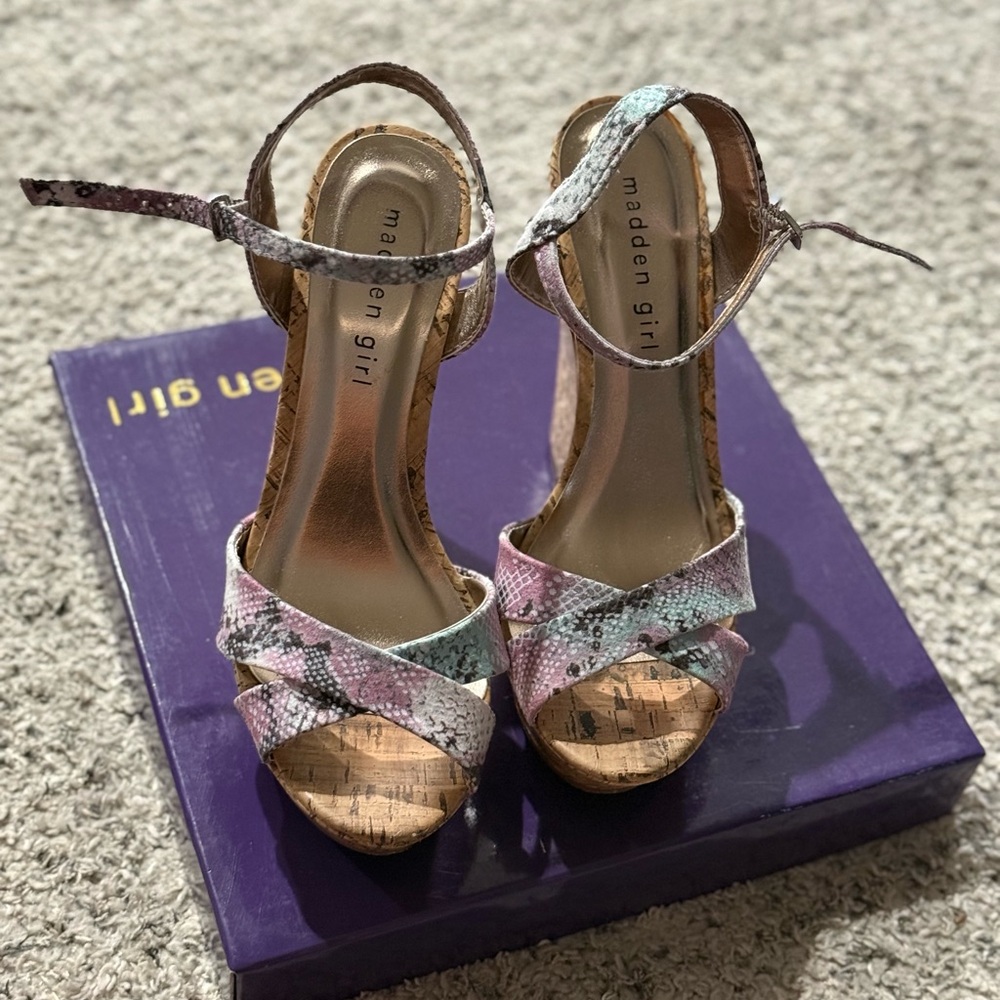 Madden Girl High Heel Evonne Multicolor Wedges